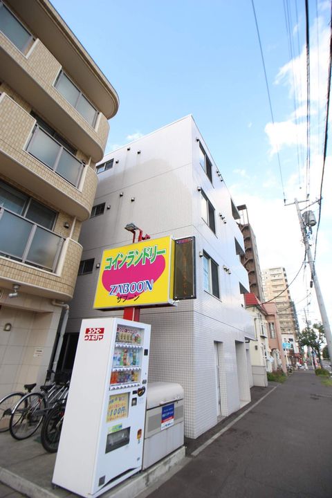 FEERIQUE(フェリーク)403の外観