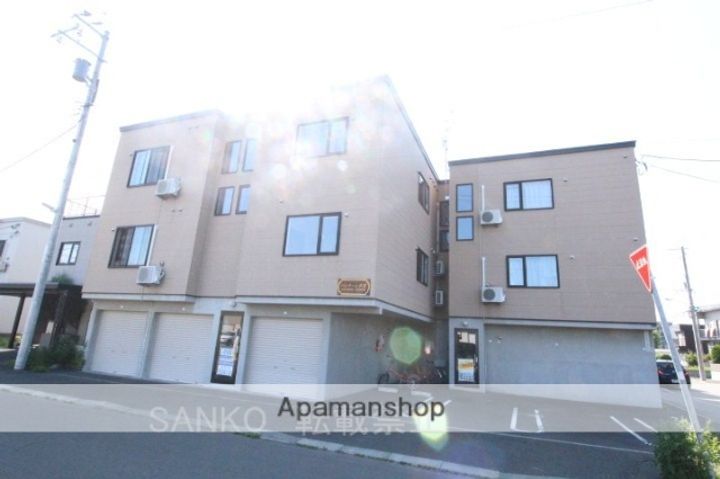 北海道札幌市東区伏古十一条2丁目の賃貸アパートの外観