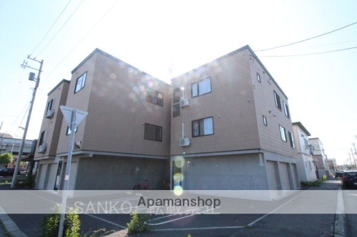 北海道札幌市東区伏古十一条2丁目の賃貸アパートの外観