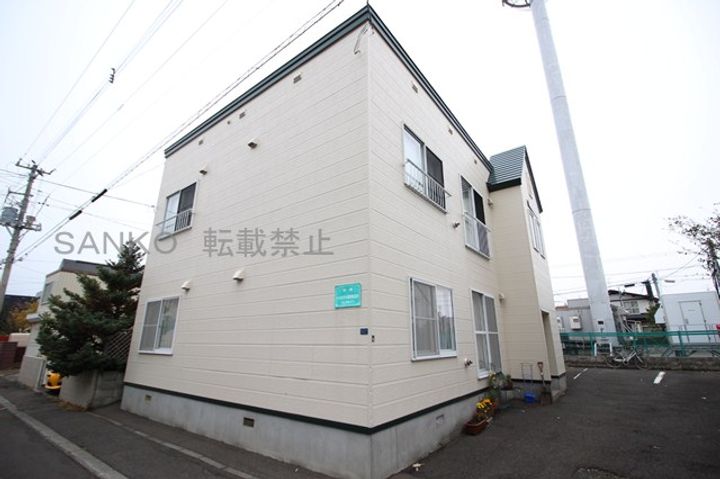 ハウスチクバ202の外観