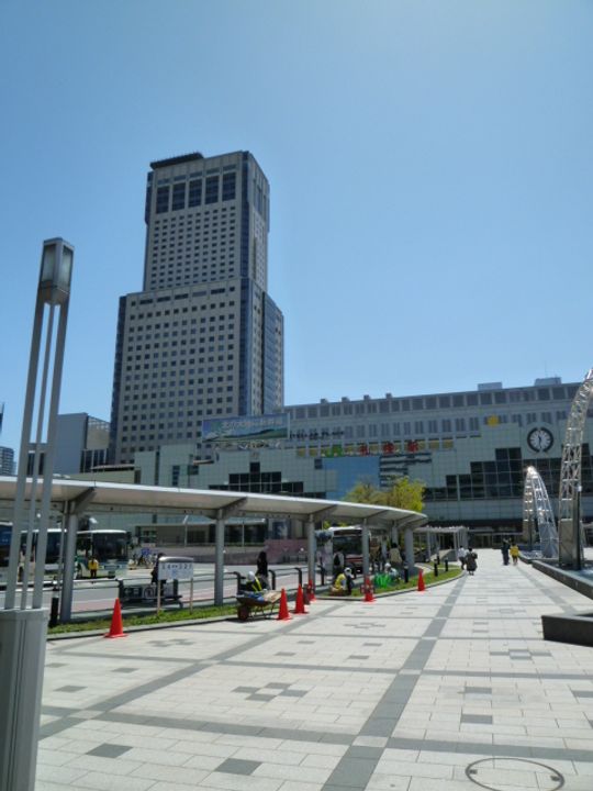 シャンボール札幌1009の周辺