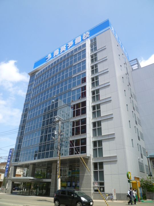 シャンボール札幌1009の周辺