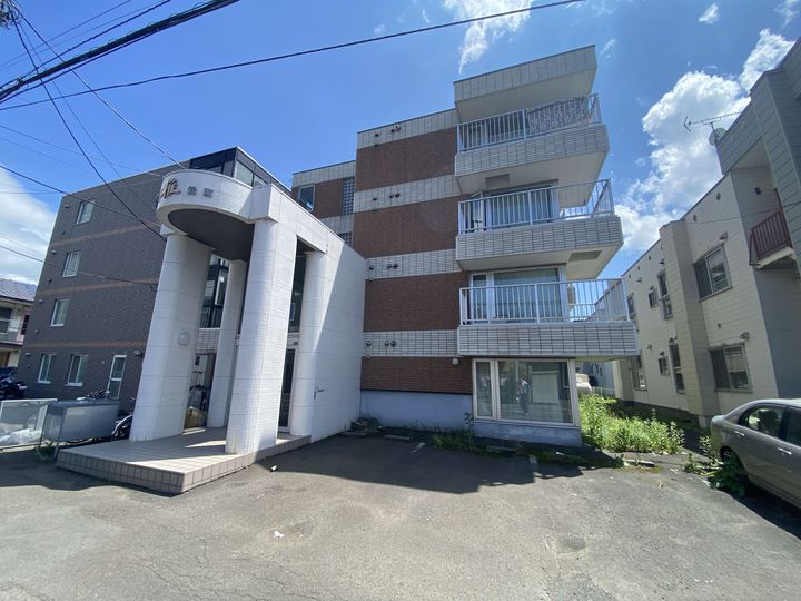 カーサ雅元町401の外観