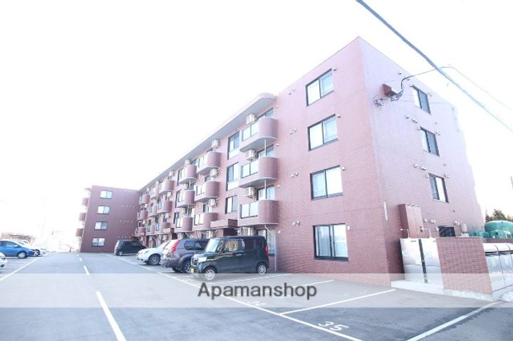 ウィングパークの外観