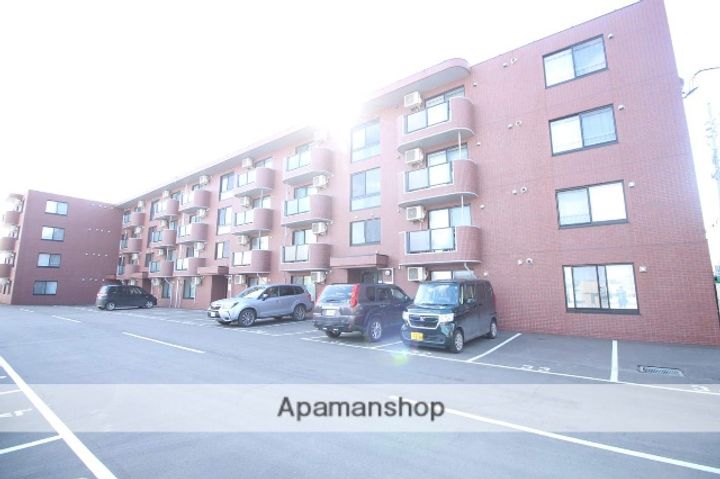 ウィングパークの外観