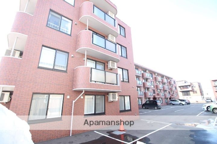 ウィングパークの外観