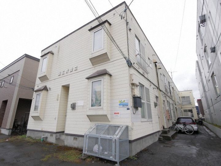 第5青雲荘110の外観