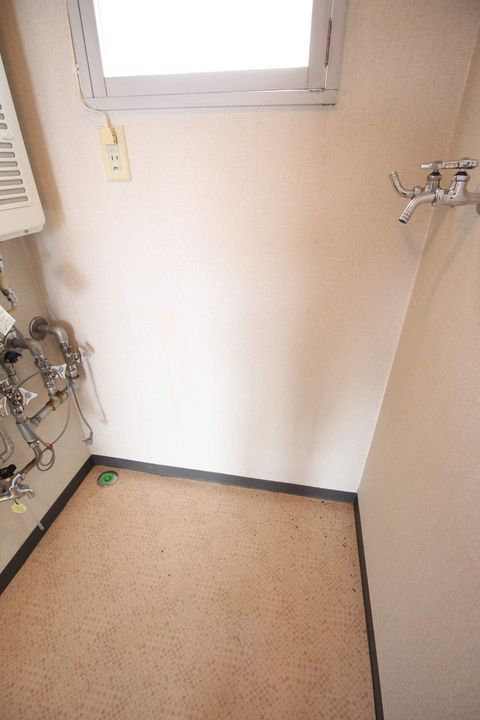 北海道札幌市東区東苗穂四条1丁目の賃貸マンションの内装