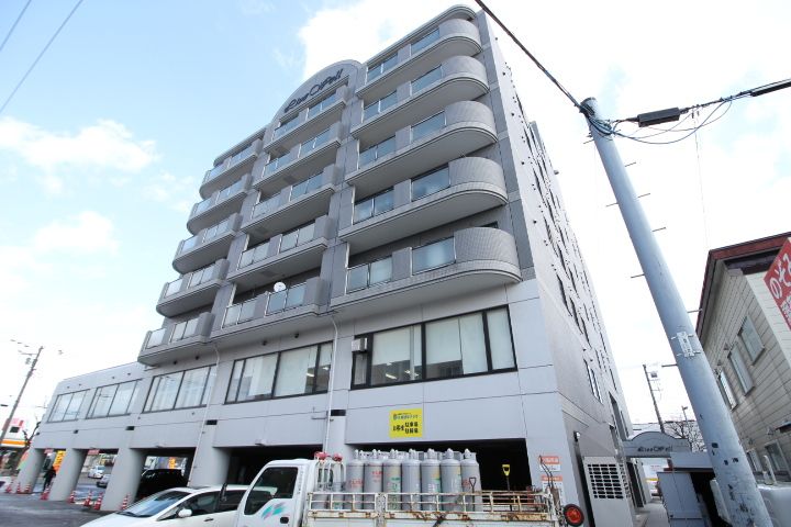 北海道札幌市東区北十七条東15丁目の賃貸マンションの外観