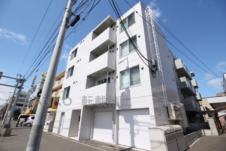 FEERIQUE(フェリーク)403の外観