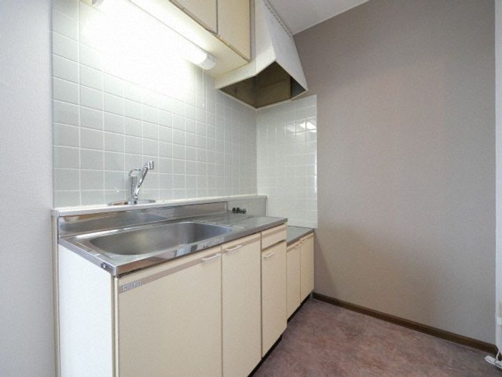 北海道札幌市東区北三十八条東20丁目の賃貸アパートのキッチン