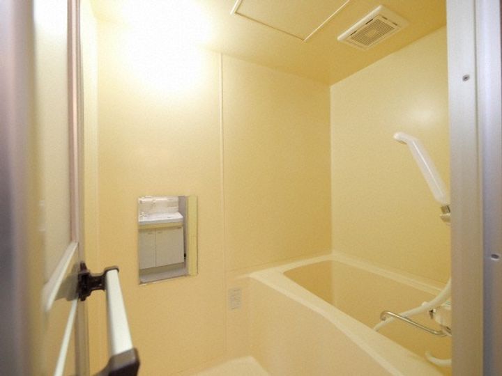 北海道札幌市東区北三十八条東20丁目の賃貸アパートの風呂