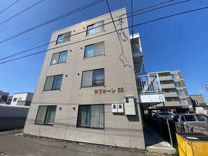 ラフォーレ52305の外観