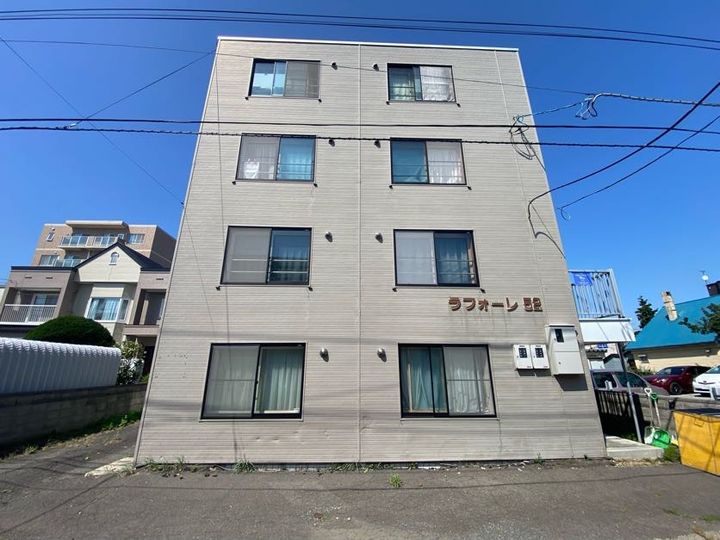 ラフォーレ52305の外観
