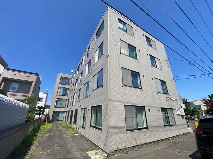 ラフォーレ52305の外観