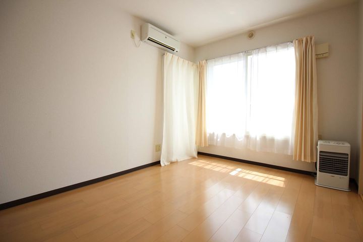 グレイスコート円山北の居間