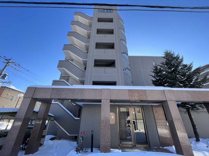 メゾンクレスト元町103の外観