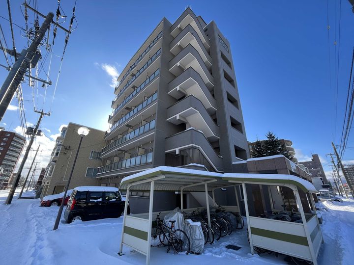 メゾンクレスト元町103の外観