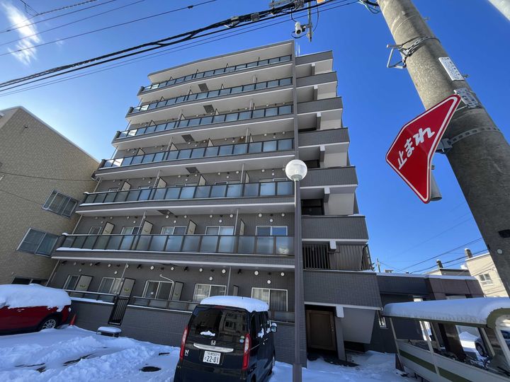 メゾンクレスト元町103の外観