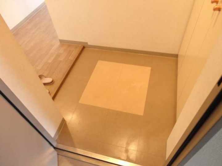 フィラコート北11条0203の玄関