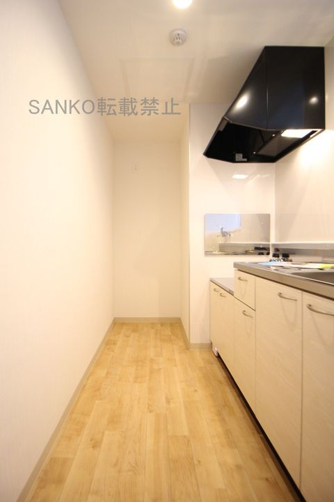 OLIVE環状東の内装