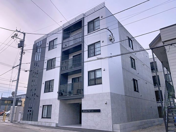 オルセーフラット西町南の外観
