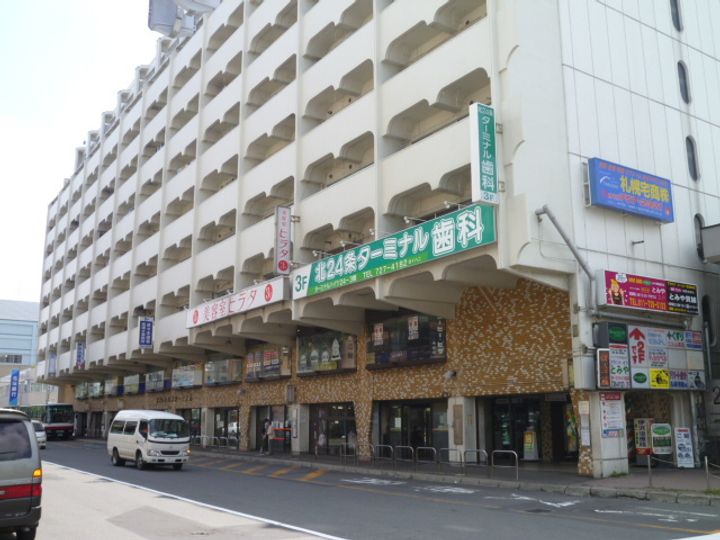 アルファスクエア北22203の周辺