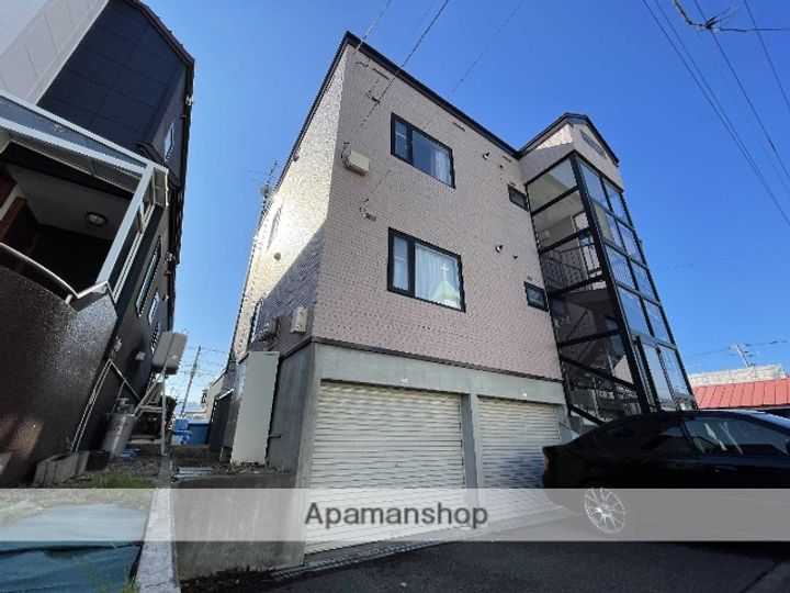 ハピネスマンション201の外観