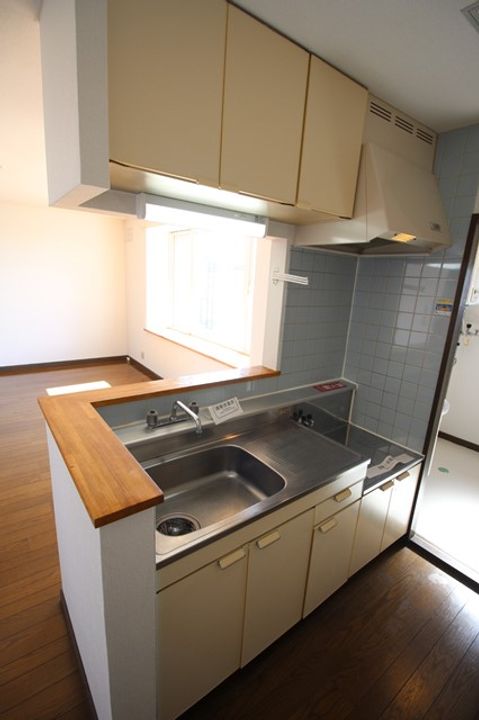 フォーレストパーク302のキッチン
