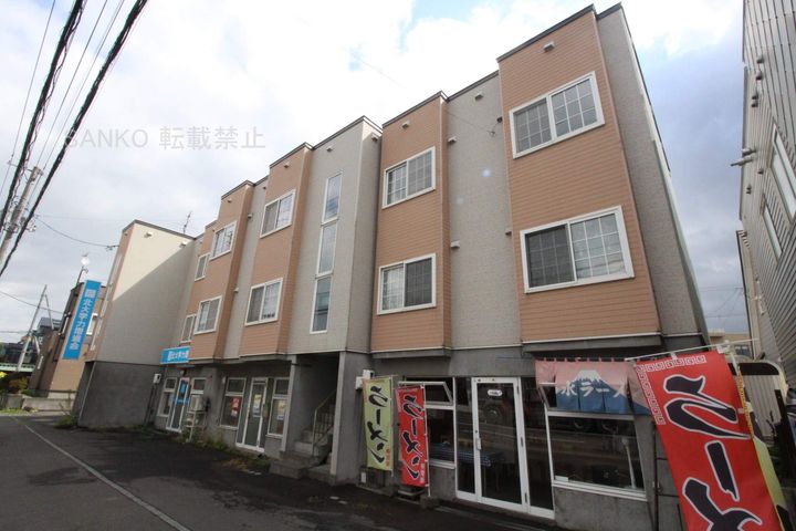 フォーレストパーク302の外観