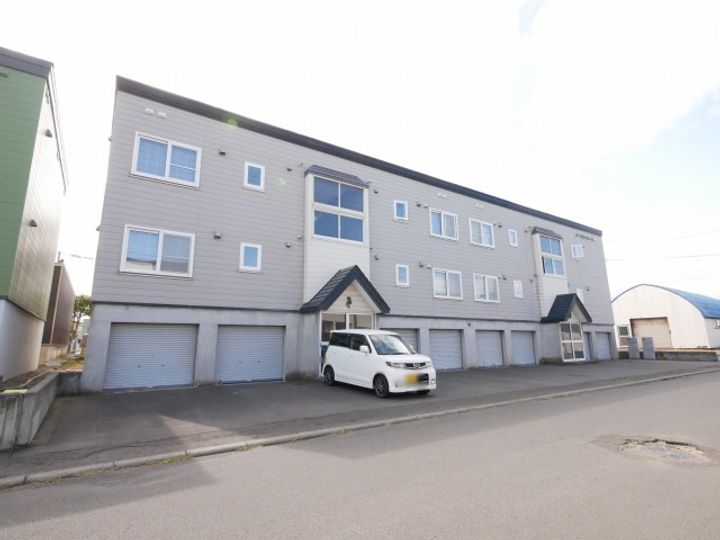 北海道札幌市北区屯田七条11丁目の賃貸アパートの外観