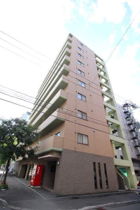 レジディア札幌駅ノースの外観