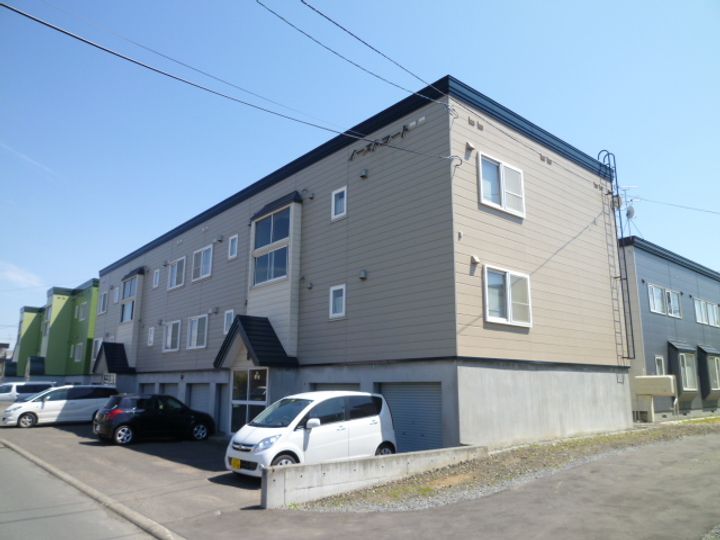北海道札幌市北区屯田七条11丁目の賃貸アパートの外観