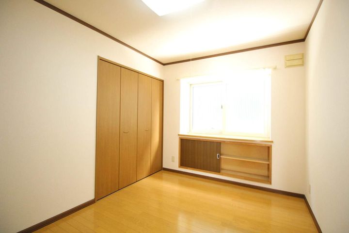 カストールの内装