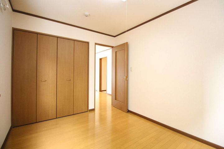 カストールの内装