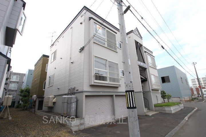 第5沼田マンション202の外観