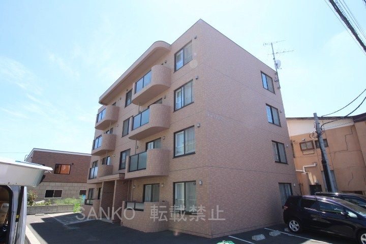 イーストパークの外観