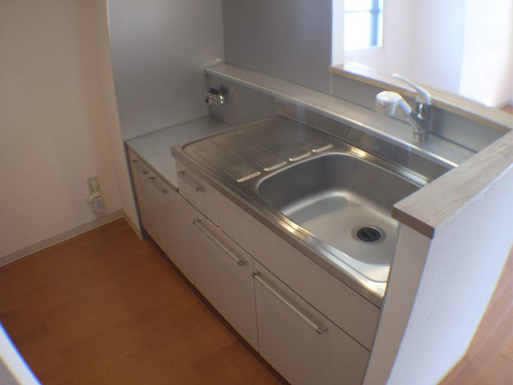 ミ・ピアーチェ環状通のキッチン