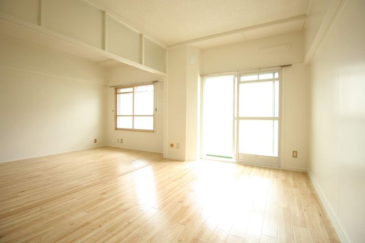 ビレッジハウス札苗2号棟0304の居間