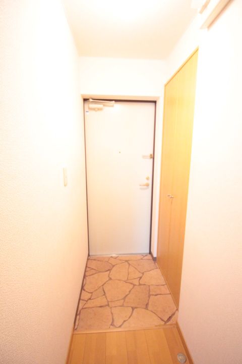 エストパトリアの玄関