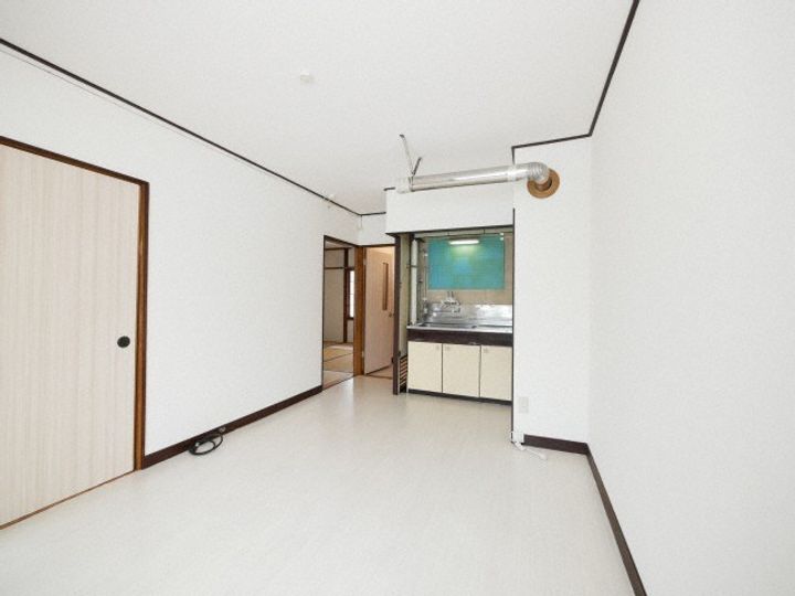 北栄マンションBの居間