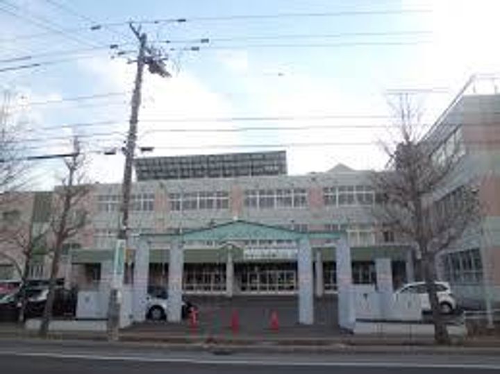 ルミエール ホームの周辺