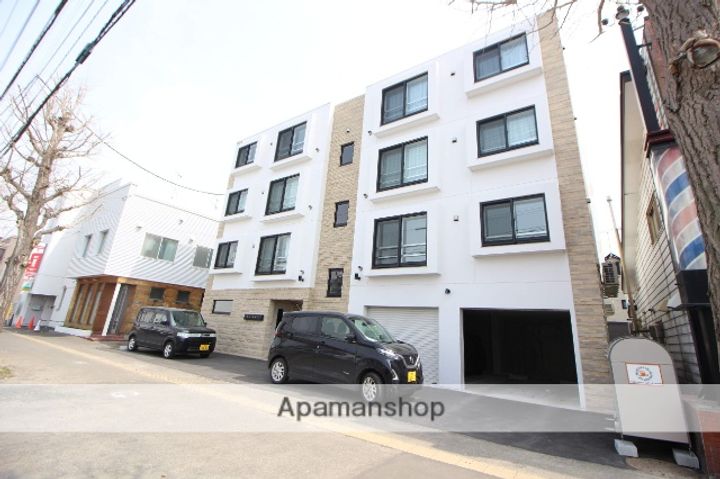 北海道札幌市北区北二十八条西15丁目の賃貸マンションの外観