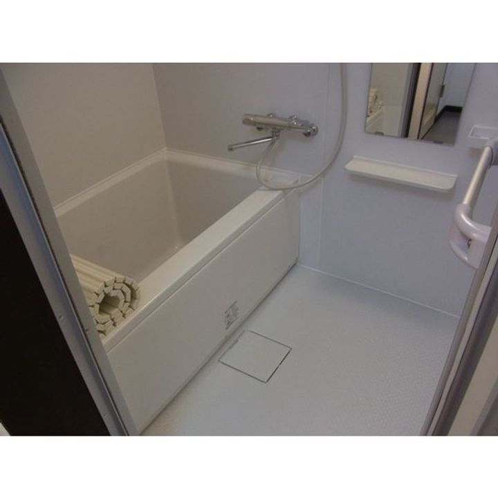 佐渡伏古マンション204の風呂