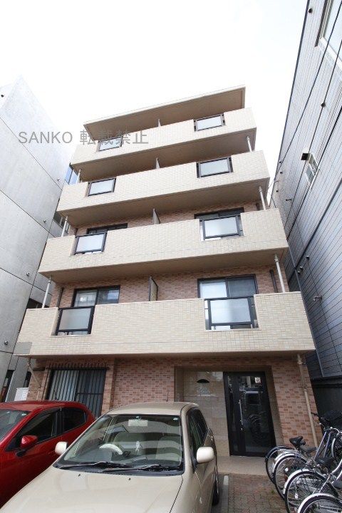 北海道札幌市東区北二十二条東16丁目の賃貸マンションの外観