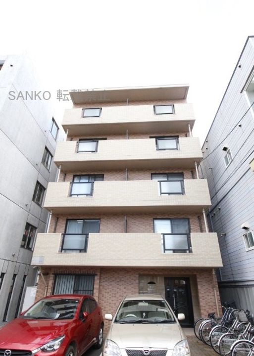 北海道札幌市東区北二十二条東16丁目の賃貸マンションの外観