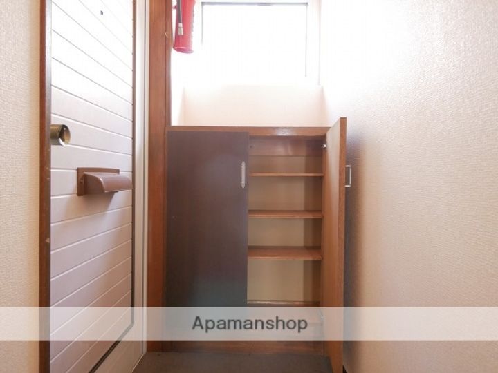 ボヌールメゾンの玄関