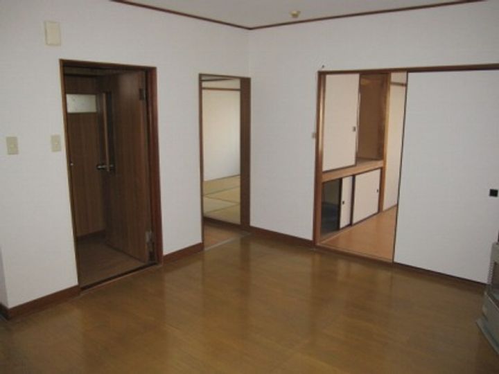 永井マンション101の玄関