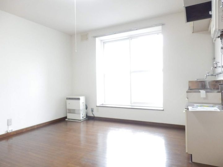 ルナフラッツ107の居間