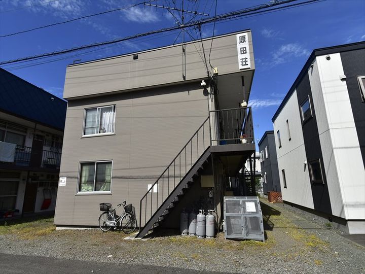 原田荘203の外観